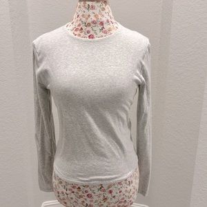 Abercrombie Soft AF Long Sleeve Top in Grey Worn 1 Time